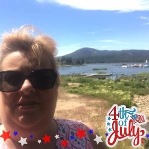 Meet your Posher, Michele